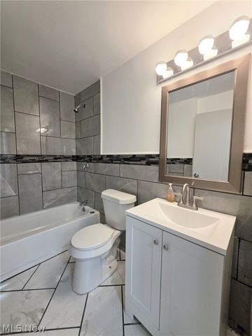 2606 Oberlin Avenue, Lorain, OH 44052