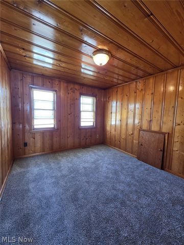 2606 Oberlin Avenue, Lorain, OH 44052