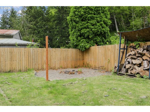 131 MCGEARY Rd, Kelso, WA 98626