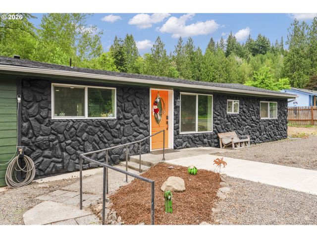 131 MCGEARY Rd, Kelso, WA 98626