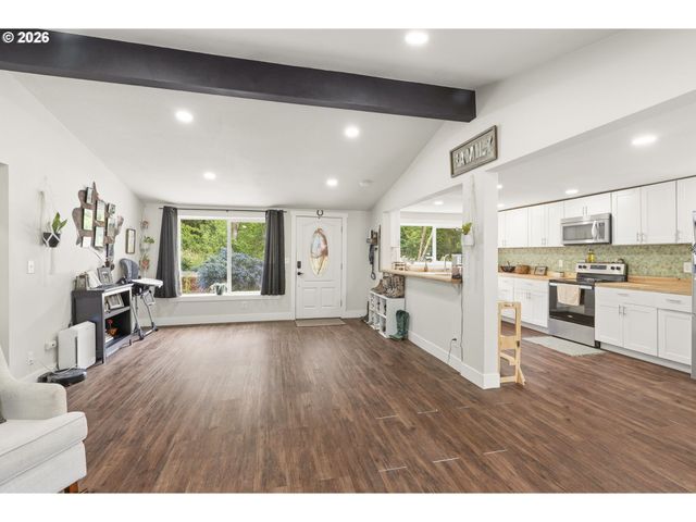 131 MCGEARY Rd, Kelso, WA 98626
