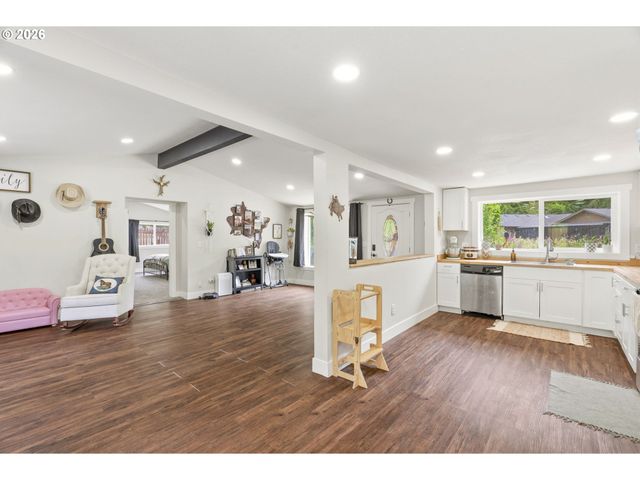131 MCGEARY Rd, Kelso, WA 98626
