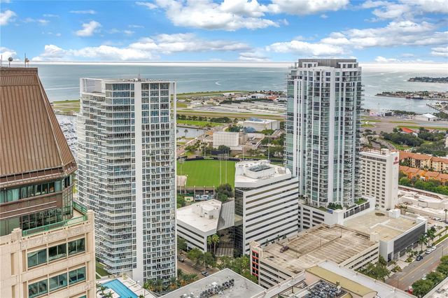 275 1ST AVENUE S 3704, St Petersburg, FL 33701