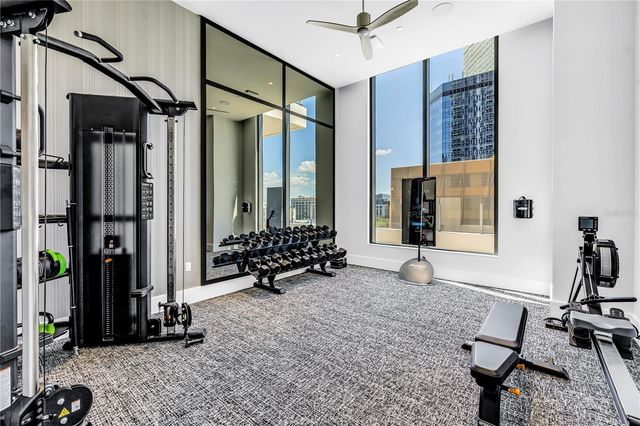 275 1ST AVENUE S 3704, St Petersburg, FL 33701