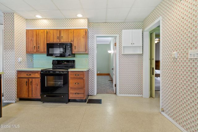 510 S William Street, Johnstown, NY 12095