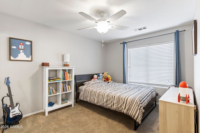 891 E WINDSOR Drive, Gilbert, AZ 85296