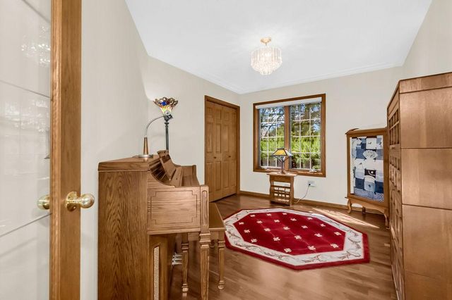 1451 Clippership Court, Woodbury, MN 55125