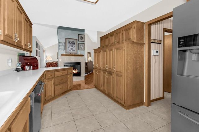 1451 Clippership Court, Woodbury, MN 55125