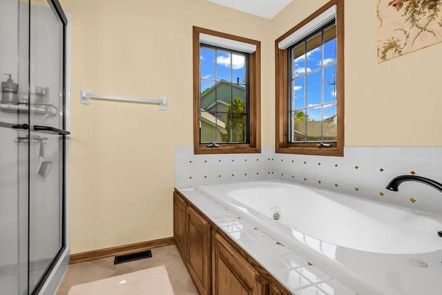 1451 Clippership Court, Woodbury, MN 55125