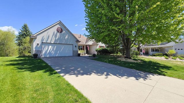 1451 Clippership Court, Woodbury, MN 55125