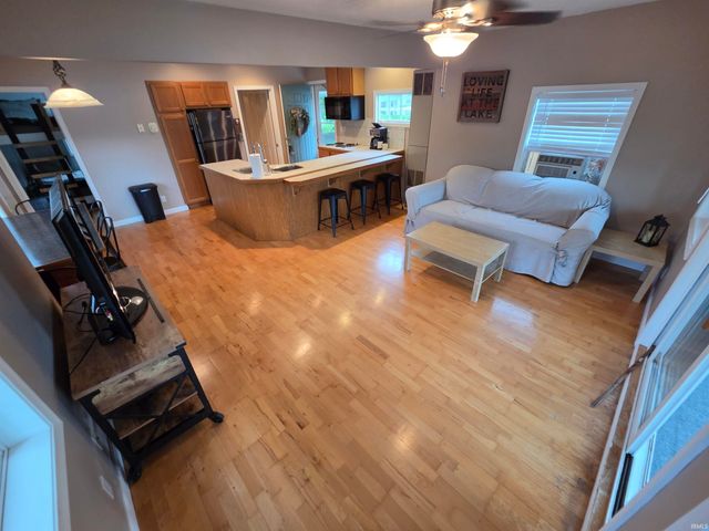 7902 N Crow Drive, Monticello, IN 47960