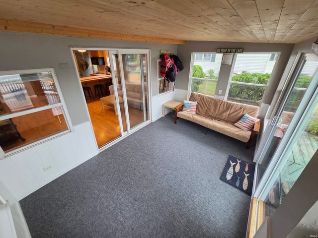 7902 N Crow Drive, Monticello, IN 47960