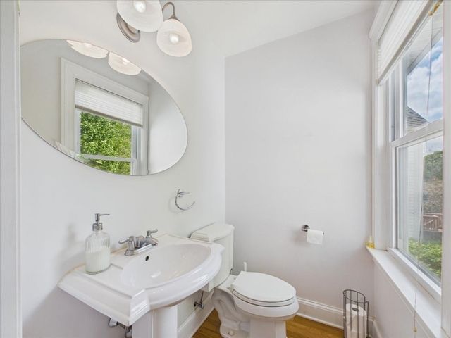 18 Jenness Street, Quincy, MA 02169