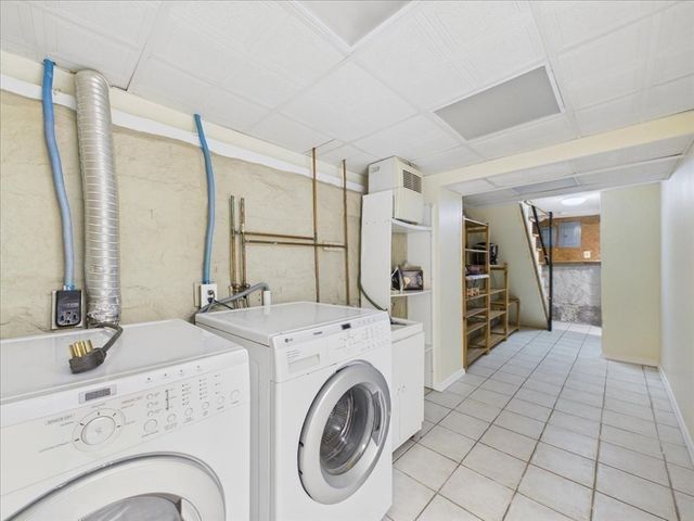 18 Jenness Street, Quincy, MA 02169