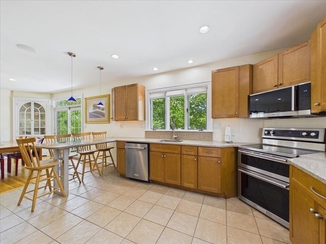 18 Jenness Street, Quincy, MA 02169
