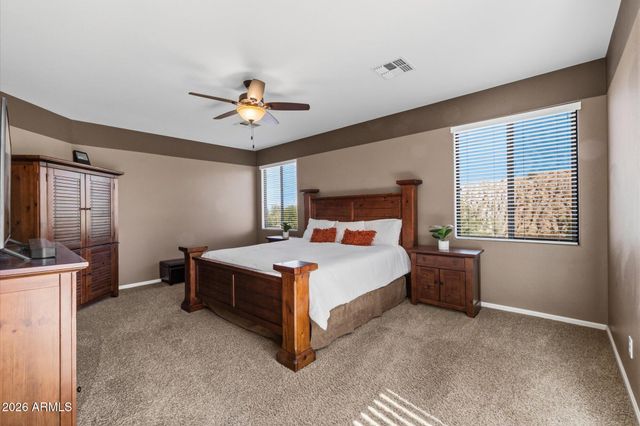 2020 W CALEB Road, Phoenix, AZ 85085