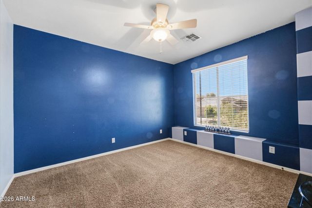 2020 W CALEB Road, Phoenix, AZ 85085