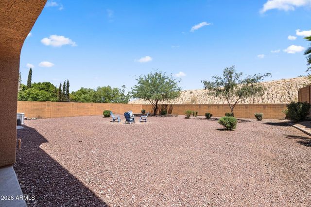 2020 W CALEB Road, Phoenix, AZ 85085