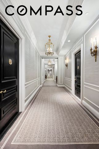 2 E 55th Street 918W32, New York City, NY 10022