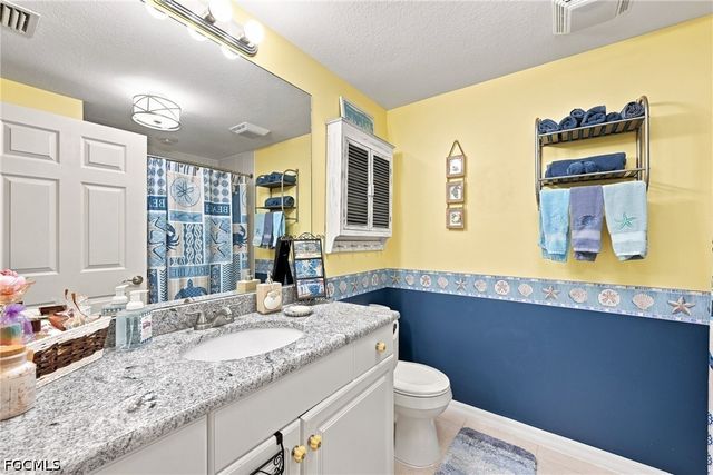 406 SW 3rd ST 102, Cape Coral, FL 33991