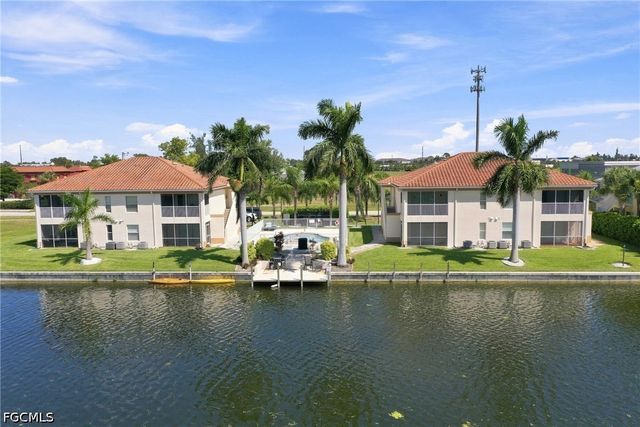 406 SW 3rd ST 102, Cape Coral, FL 33991