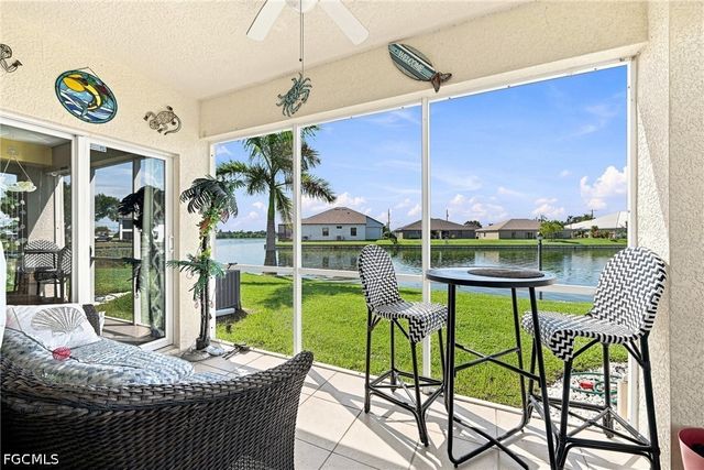 406 SW 3rd ST 102, Cape Coral, FL 33991