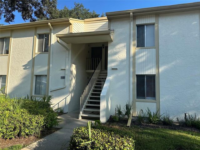 207 PALMETTO COURT, Oldsmar, FL 34677