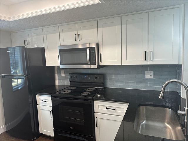 207 PALMETTO COURT, Oldsmar, FL 34677