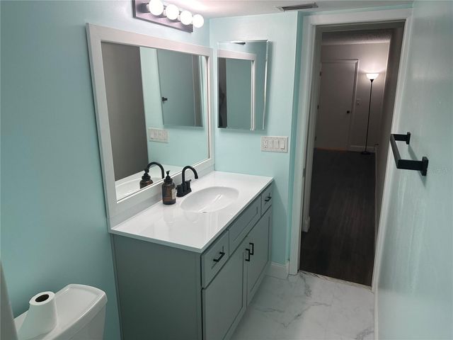 207 PALMETTO COURT, Oldsmar, FL 34677