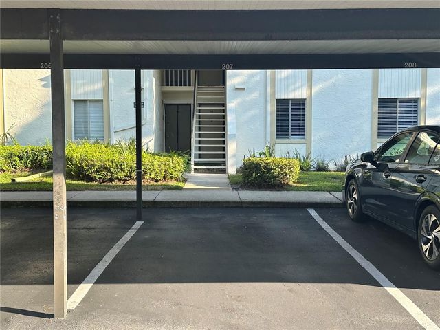 207 PALMETTO COURT, Oldsmar, FL 34677