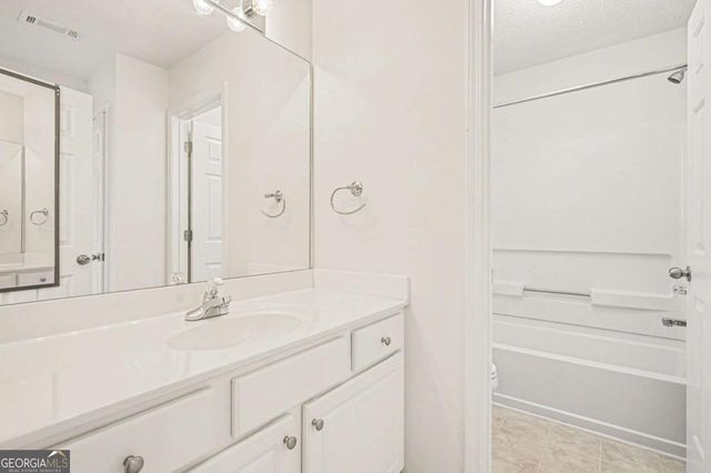 1576 Dunton Green Way, Lawrenceville, GA 30043