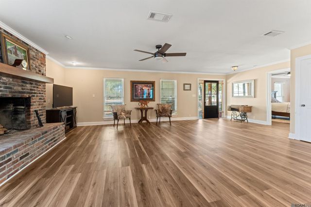 12944 Pleasant Ridge, Walker, LA 70785