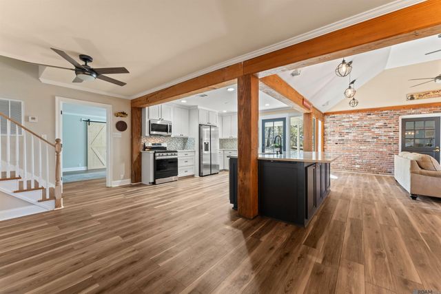 12944 Pleasant Ridge, Walker, LA 70785