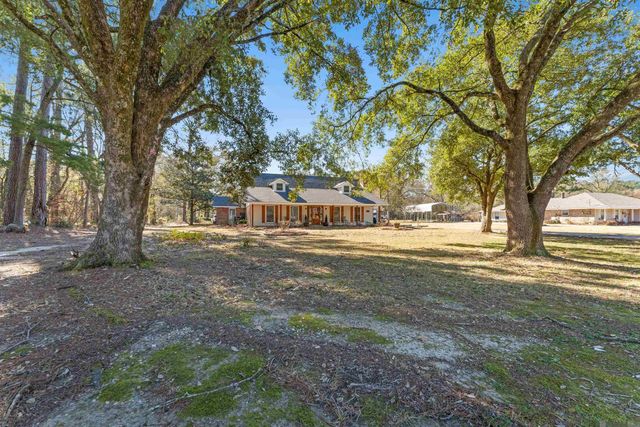 12944 Pleasant Ridge, Walker, LA 70785