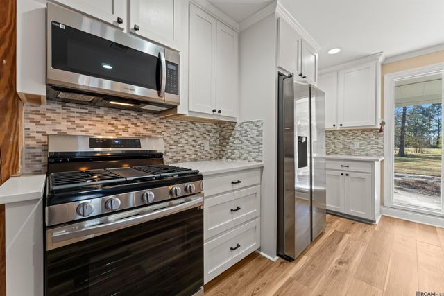 12944 Pleasant Ridge, Walker, LA 70785