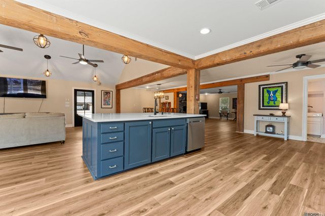 12944 Pleasant Ridge, Walker, LA 70785