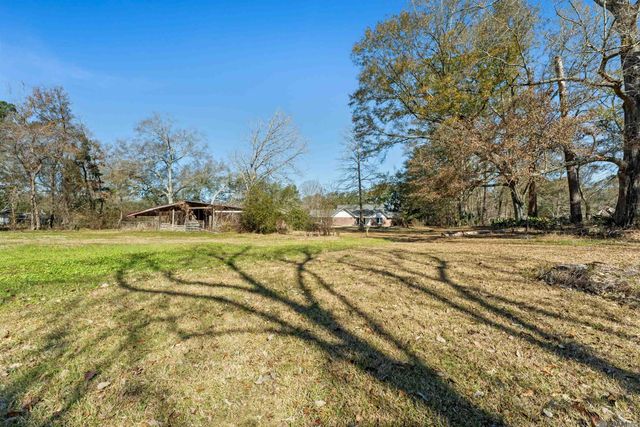 12944 Pleasant Ridge, Walker, LA 70785