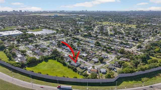 681 NW 21st St, Pompano Beach, FL 33060