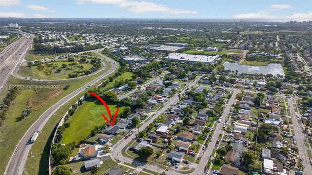 681 NW 21st St, Pompano Beach, FL 33060