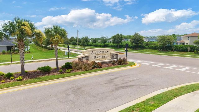 34119 EVERGREEN HILL COURT, Wesley Chapel, FL 33545