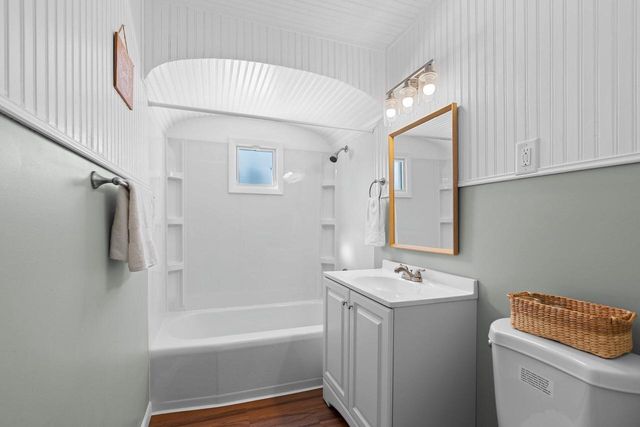 1316 N 8th STREET, Manitowoc, WI 54220