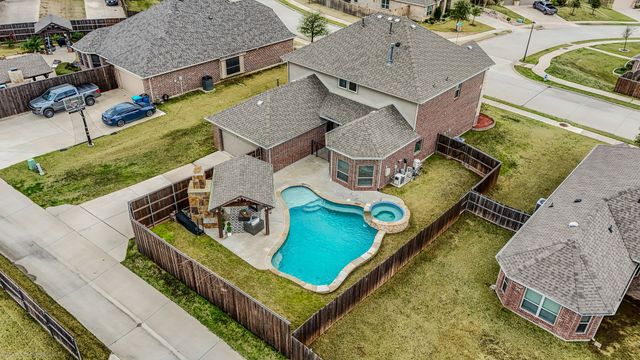 1011 Richmond Drive, Rockwall, TX 75087