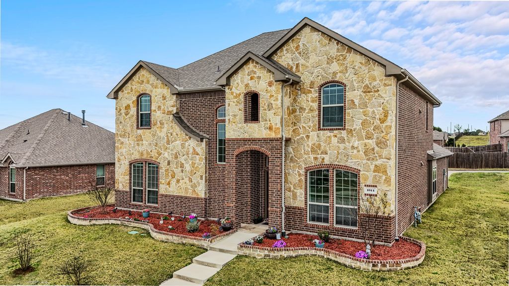 1011 Richmond Drive, Rockwall, TX 75087