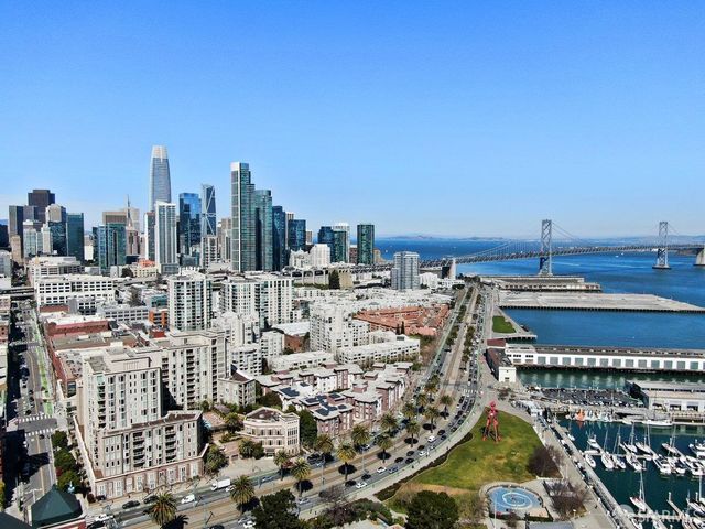 650 Delancey Street 409, San Francisco, CA 94107