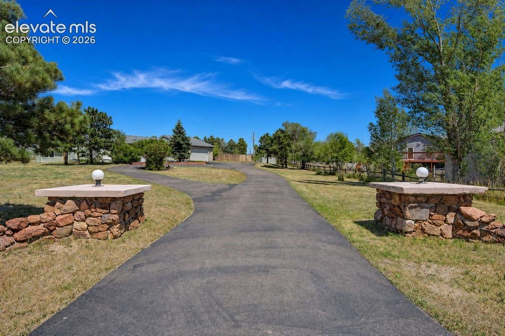 19155 Spring Valley Road, Monument, CO 80132 — photo 4