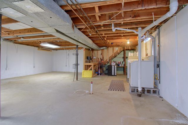 7427 Arcola Street, Westland, MI 48185