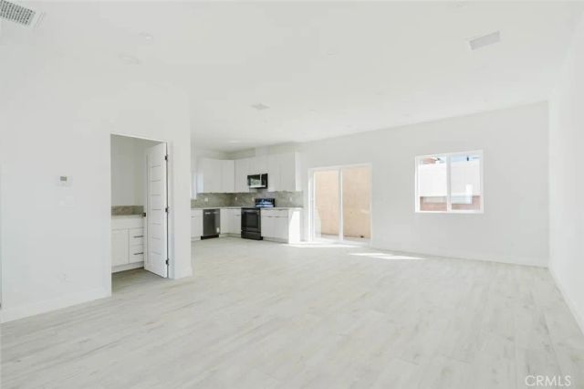 8312 Canterbury Avenue, Sun Valley, CA 91352