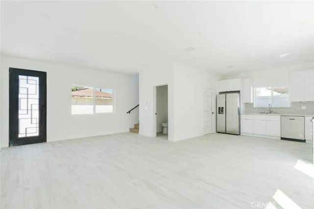 8312 Canterbury Avenue, Sun Valley, CA 91352