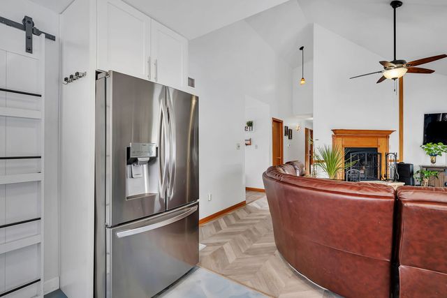 1204 Boston Avenue, Joliet, IL 60435