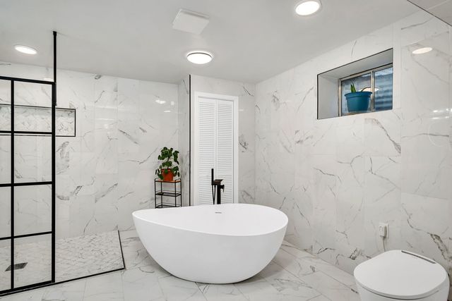 1204 Boston Avenue, Joliet, IL 60435